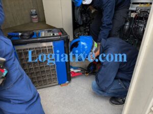非常用発電機の専門会社、株式会社ロジエイティブは、非常用発電機の修理や点検において豊富な経験と専門知識を誇ります。私たちは、AVR故障や電圧不良、バッテリーの放電といった問題に迅速に対応し、お客様の発電機が動かない、または異常を示す場合にも確実に解決策を提供します。落雷や地絡による故障や、古くて生産終了を迎えた電装系部品の修理もお任せください。電圧制御やバッテリーの充電問題、基板故障など、あらゆる電装系の不具合に対応し、信頼性の高いサービスを提供します。ビルオーナーやビル管理会社、設備担当者の皆様に、最適なソリューションを提供することをお約束します。