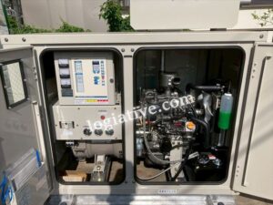 埼玉県のチェーン店で非常用発電機更新工事を実施。発電機選定、土台拡張、移設、下取り、産廃処分費削減、消防対応までワンストップで対応します。