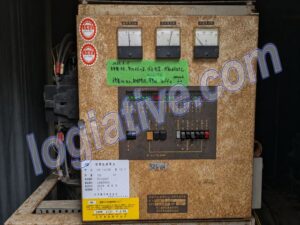 1998年製の松下電器製非常用発電機の修理事例をご紹介。メーカー撤退により部品供給が終了した充電器故障を、電装基板修理で復旧しました。生産終了した非常用発電機の修理でお困りの方はご相談ください。