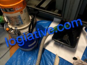 非常用発電機のオイル交換頻度は年1回が基本です。交換時期の目安や交換しないリスク、フィルター交換の重要性、長寿命化のポイントを専門業者がわかりやすく解説します。