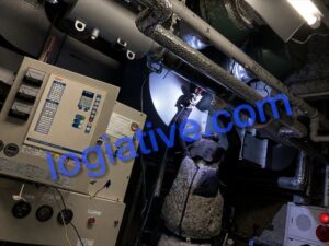 非常用発電機が搬入できない場合でも更新工事を諦める必要はありません。分解搬入やクレーン搬入などの発電機搬入方法を専門業者が解説。狭小通路や地下機械室にも対応可能な対策をご紹介します。 / 非常用発電機の専門会社 株式会社ロジエイティブ 非常用発電機が搬入できない場合でも更新工事を諦める必要はありません。分解搬入やクレーン搬入などの発電機搬入方法を専門業者が解説。狭小通路や地下機械室にも対応可能な対策をご紹介します。