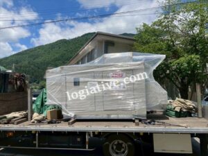 岐阜県飛騨市の特別養護老人ホームで実施した非常用発電機更新工事の施工事例をご紹介。始動不良の原因調査から修理・更新の比較提案、消防協議、相見積を経て受注した経緯まで、専門会社ならではの対応を詳しく解説します。